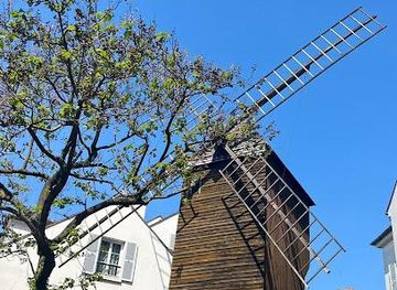 france/paris/landmark/moulin-radet