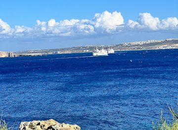 malta/gozo-citadel/landmark/gozo-coastal-walk