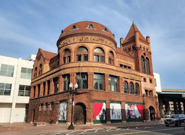 connecticut/greater-new-haven/landmark/the-barnum-museum