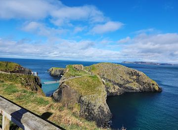 ireland/giant-s-causeway/landmark/national-trust-carrick-a-rede