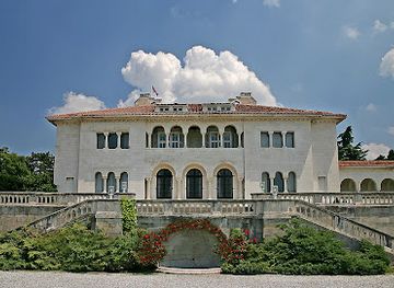 serbia/belgrade/landmark/royal-palace