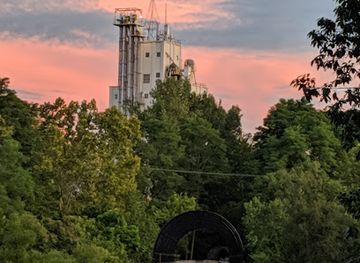 indiana/richmond/landmark/cardinal-greenway-d-st-trailhead