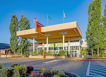 washington/bellevue/crossroads/landmark/crossroads-bellevue