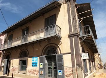 senegal/saint-louis/landmark/ndar-ndar-house
