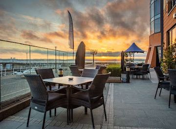 jersey/les-dirouilles/landmark/radisson-blu-waterfront-hotel-jersey