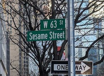 new-jersey/hoboken/landmark/sesame-st
