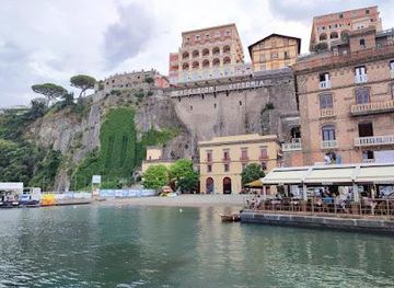 italy/sorrento/landmark/via-marina-piccola