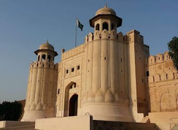 pakistan/northern-areas/landmark/lahore-fort