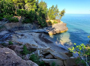 michigan/pictured-rocks-national-lakeshore/landmark/big-star-cove