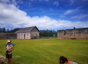 norfolk-island/st-barnabas-chapel/landmark/pinetree-tours