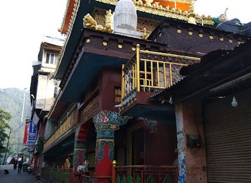 india/mcleodganj/landmark/mcleod-square-temple