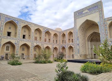 uzbekistan/bukhara/landmark/ulugbek-madrasasi