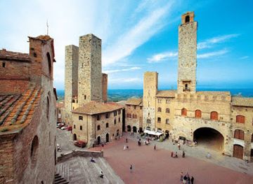 italy/san-gimignano/landmark/comune-di-san-gimignano