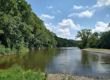 illinois/rock-river-valley/landmark/kishwaukee-gorge-north-forest-preserve
