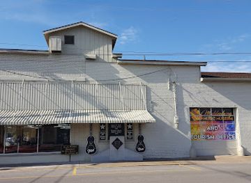kentucky/bowling-green/landmark/everly-brothers-monument