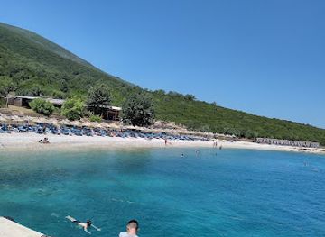 albania/vlora-coast/landmark/national-museum-of-independence