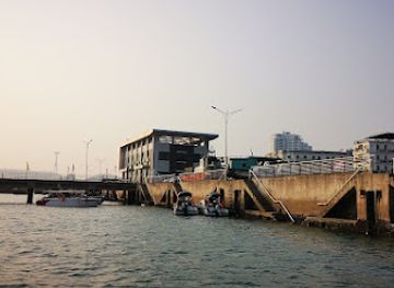 vietnam/ha-long/landmark/ban-quan-ly-vinh-ha-long