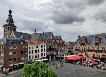 netherlands/arnhem/landmark/grote-markt
