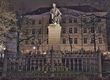 germany/leipzig/zentrum-nord/landmark/hahnemann-denkmal