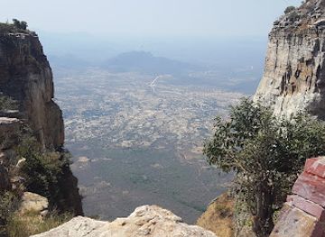 angola/cabinda/landmark/tundavala-gap