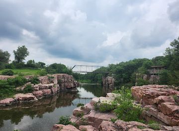 south-dakota/pine-ridge/landmark/1908-palisades-iron-bridge