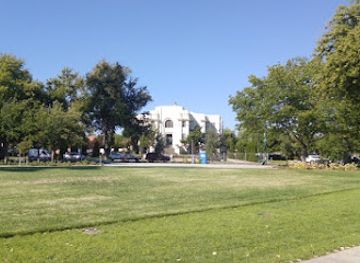 california/hayward/landmark/the-hayward-heritage-plaza