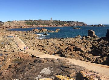 jersey/st-ouen-s-bay/landmark/la-corbiere