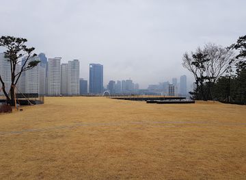 south-korea/busan-beaches/landmark/f1963