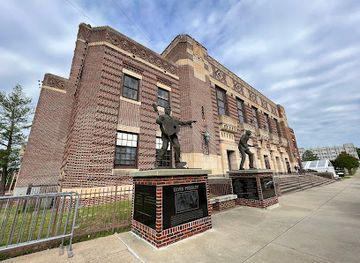 louisiana/shreveport/landmark/shreveport-municipal-auditorium