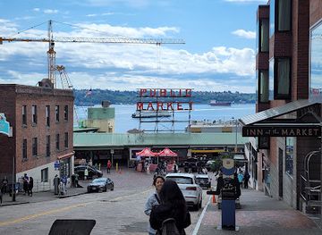 washington/seattle/pike-place-market/landmark/post-alley