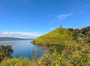indonesia/north-sumatra/landmark/bukit-sipolha