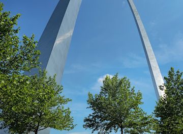 missouri/st-louis/landmark/gateway-arch-national-park
