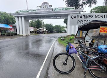 philippines/bicol-region/landmark/quezon-province-and-bicol-boundary