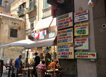 Trattoria e Pizzeria Spaccanapoli
