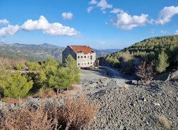 cyprus/troodos/landmark/troodos-geopark-visitor-centre