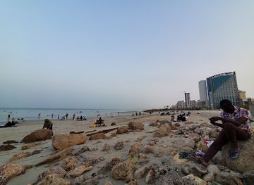 kuwait/bubiyan-island/landmark/beach-side