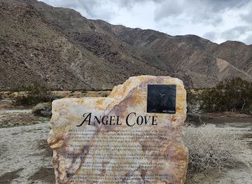 california/palm-springs/landmark/angel-cove-monument