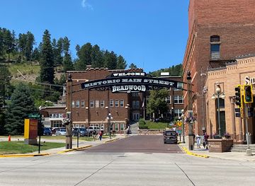 south-dakota/deadwood/landmark/grave-of-wild-bill-hickok