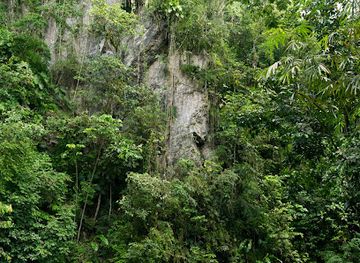 trinidad-and-tobago/pigeon-point/landmark/three-pools