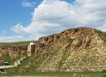 azerbaijan/mountainous-shirvan/landmark/diri-baba-mausoleum
