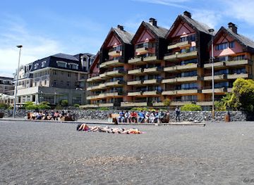 chile/pucon/landmark/playa-grande