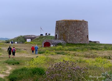 jersey/le-hocq-tower/landmark/lewis-s-tower