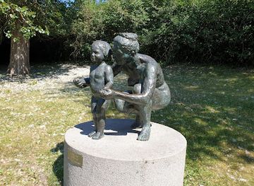 sweden/gastrikland/landmark/staty-premiar