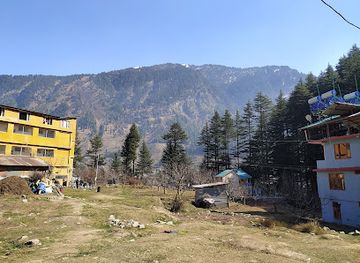 india/manali/old-manali/landmark/old-manali-snow-point