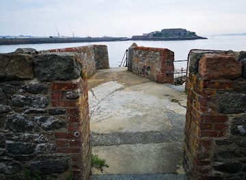 guernsey/fermain-bay/landmark/la-valette-underground-military-museum
