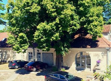 estonia/saaremaa/landmark/suviste-guesthouse