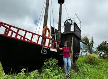 ecuador/galapagos-islands/landmark/rancho-terramar