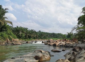 indonesia/north-sumatra/landmark/pantai-salju