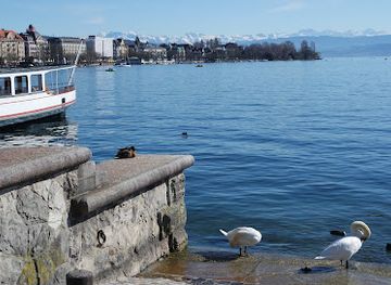 switzerland/zurich-lake/landmark/historische-quais-am-zurisee