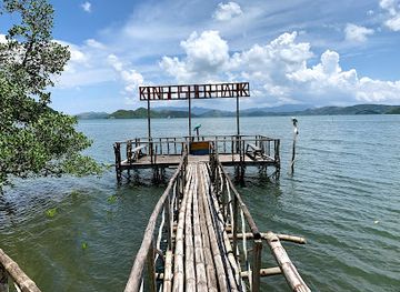 philippines/coron/landmark/kingfisher-park